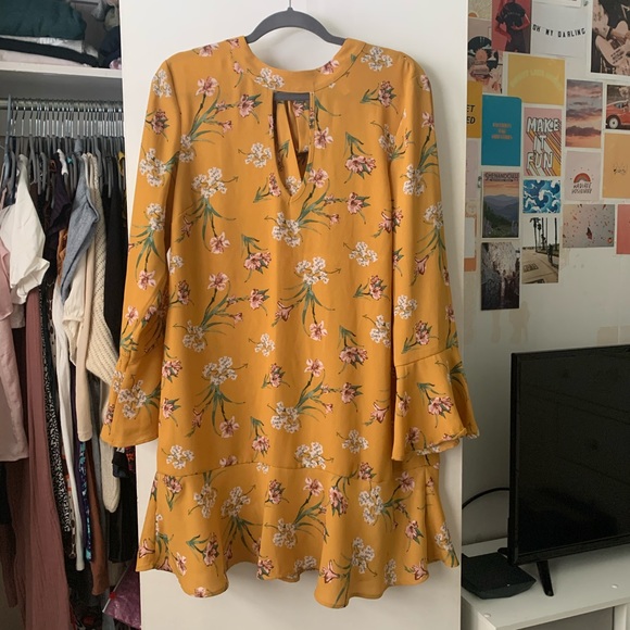 SOLD 🌻 Xhilaration Bohemian Flowy Floral Print Dress - Picture 2 of 4
